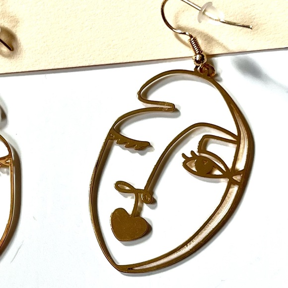 🏷️ faux gold abstract face dangling earrings - Picture 4 of 7